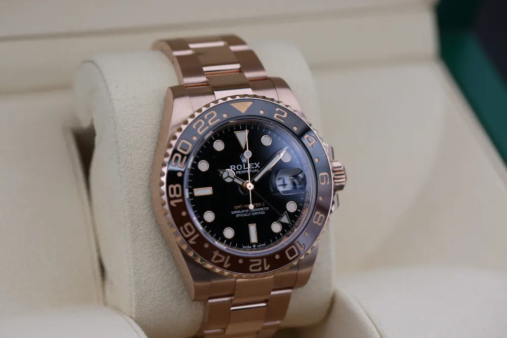Rolex GMT Master II 126715 CHNR — 2019 — Very good detail 2