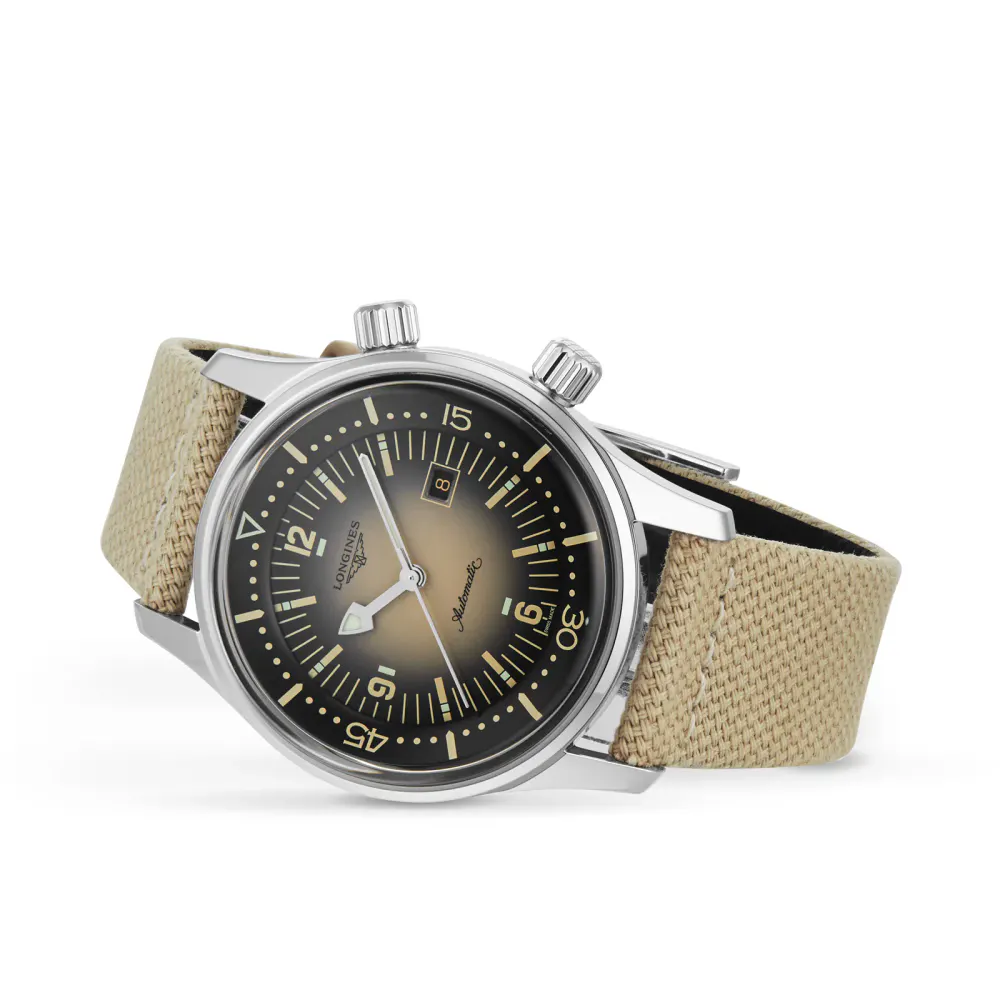 Longines Legend Diver 36mm Mens Watch Beige detail 2