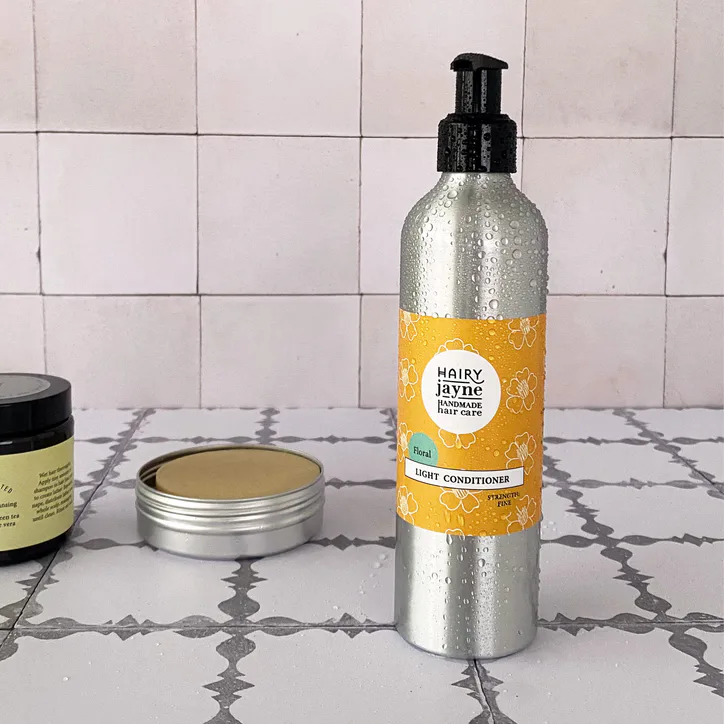 Hairy Jayne Light Conditioner 250ml - Floral detail 3