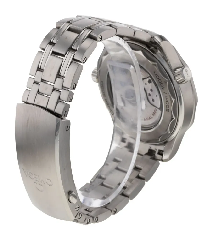 Omega Seamaster Diver 300m 210.30.42.20.03.001 — 2019 — Very good detail 3
