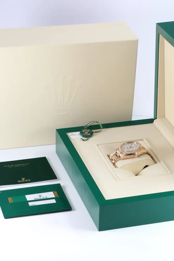 Rolex Sky-Dweller 326935 — 2019 — Very good detail 2