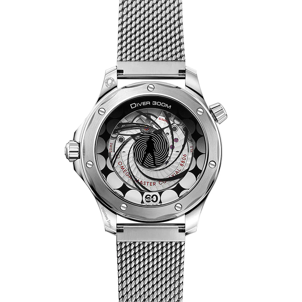 Omega James Bond 007 60th Anniversary Seamaster Diver 300M Co-Axial Master Chronometer 42mm detail 2