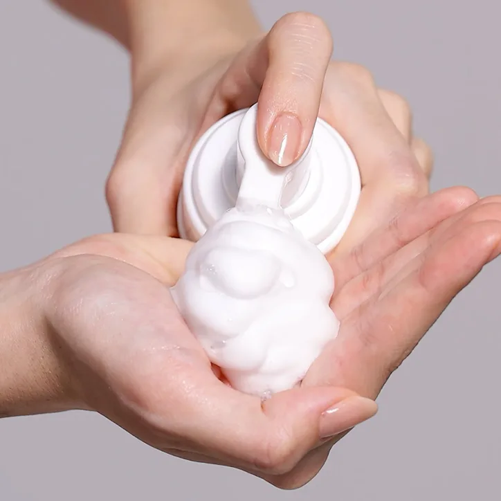 ETUDE SoonJung pH 6.5 Whip Cleanser 150ml detail 2