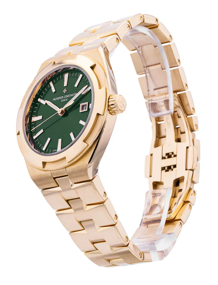 Vacheron Constantin Overseas 4600V/200R-H134 — 2025 — Very good in Green, additional product view 2