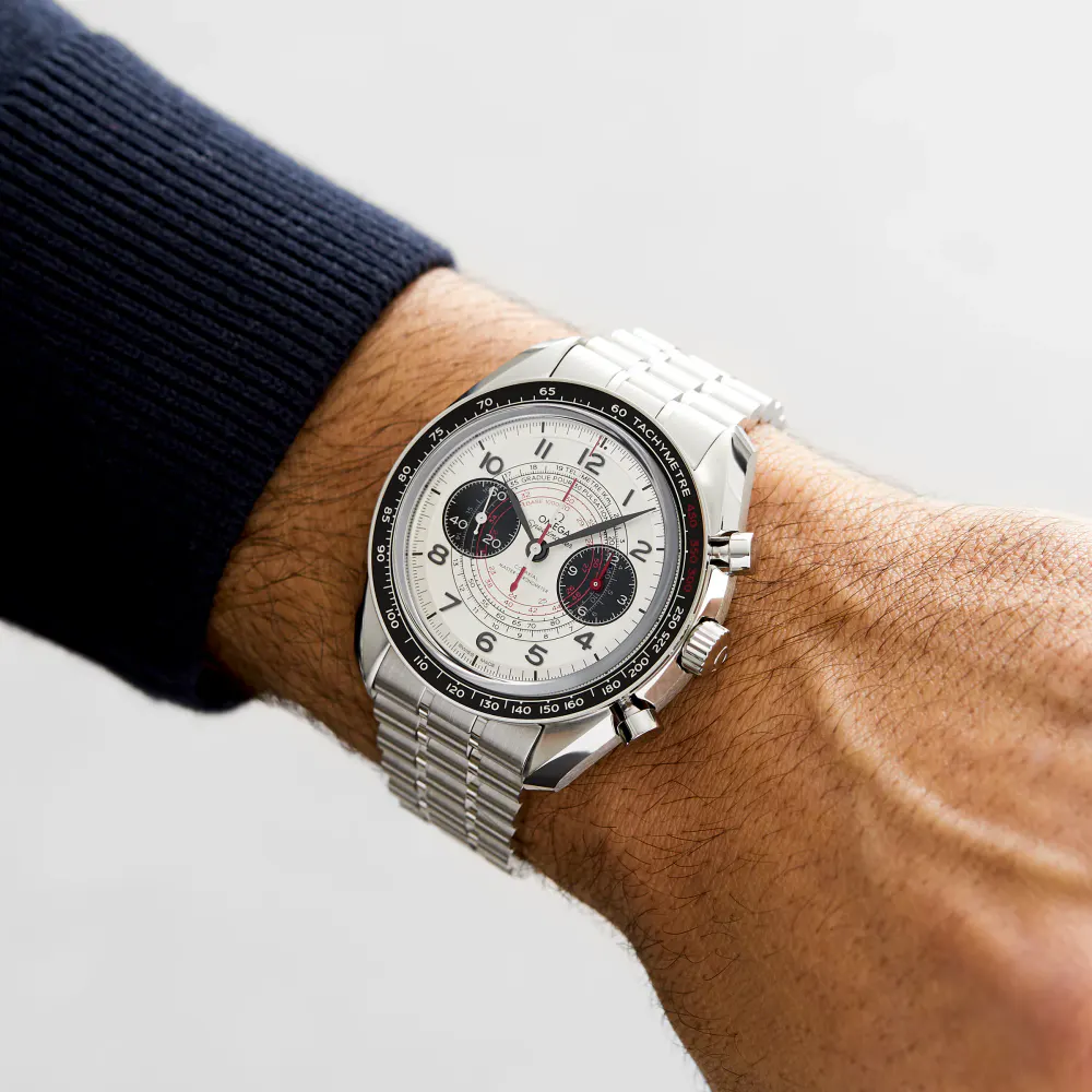 Omega Speedmaster Co-Axial Master Chronometer 43mm Mens in Silver, additional product view 3
