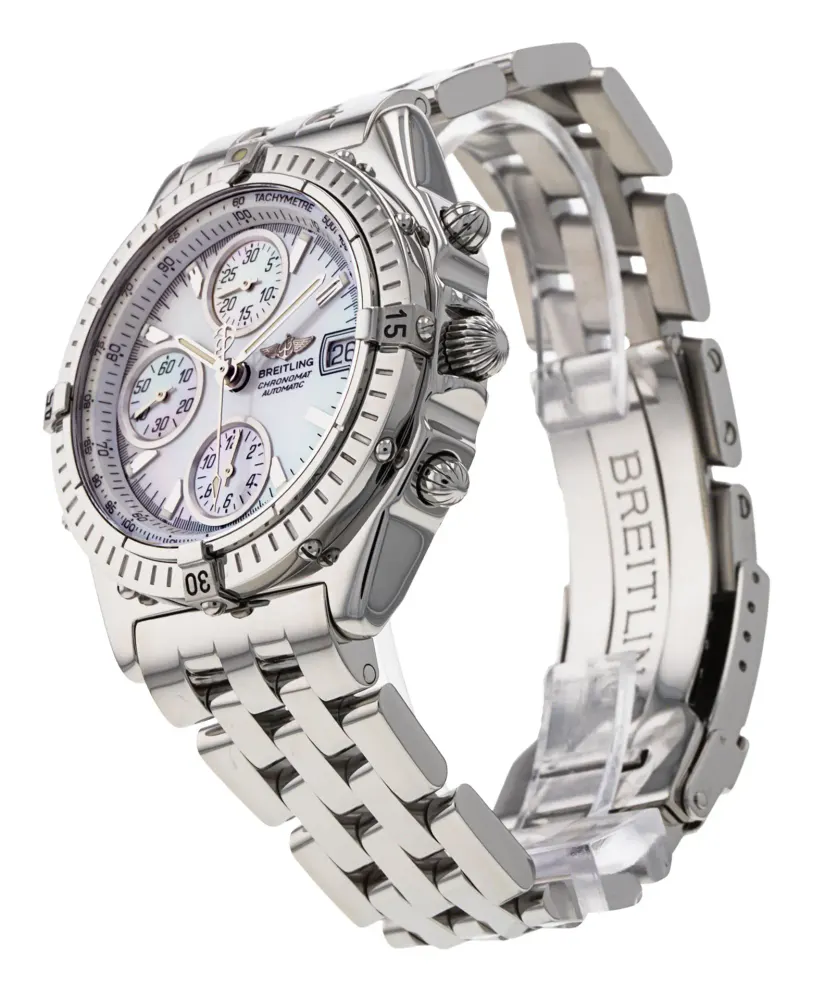 Breitling Chronomat A13350 — 2000 — Excellent detail 2