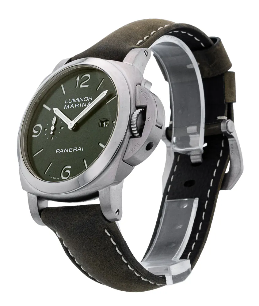 Panerai Luminor Marina Titanio PAM03325 — 2025 — Excellent in Green Quarter Arabic, additional product view 2
