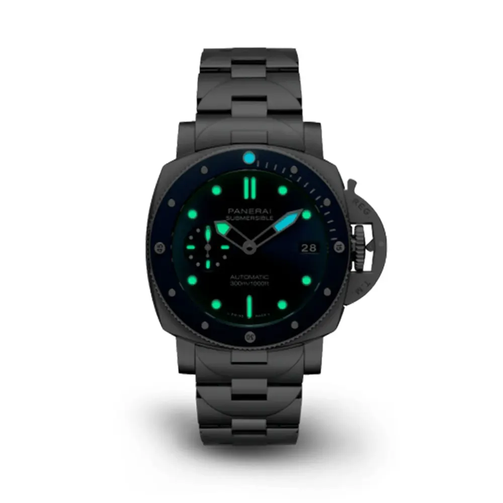 Panerai Submersible 42mm Mens Watch detail 3