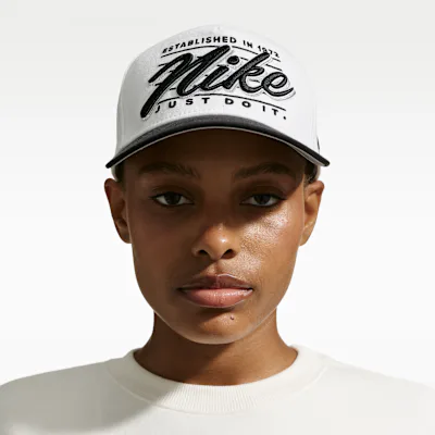 Nike Rise Structured A-Frame Cap - White/Black/Light Smoke Grey/Metallic Silver