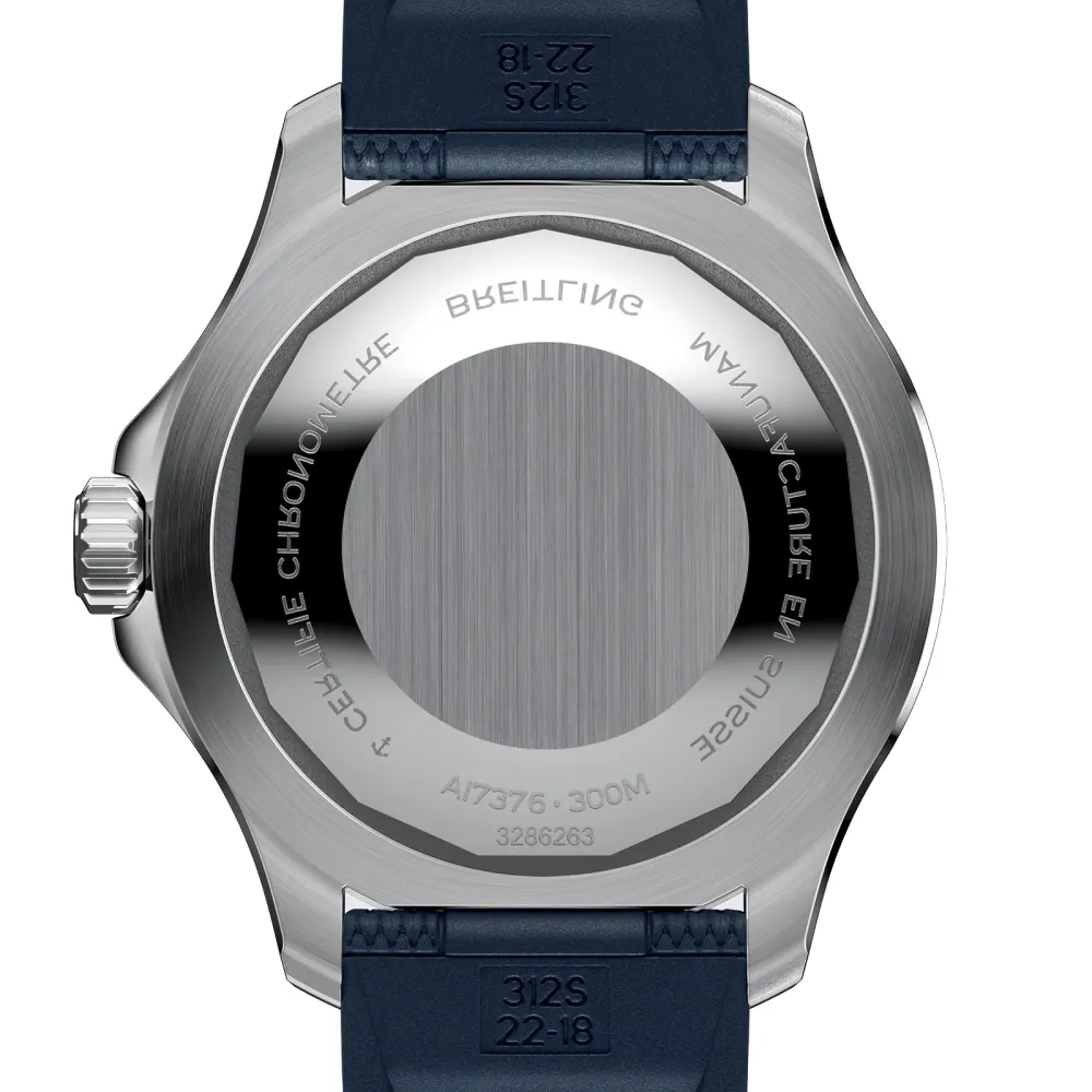 Breitling Superocean Automatic 44 Stainless Steel Rubber Strap Watch detail 2
