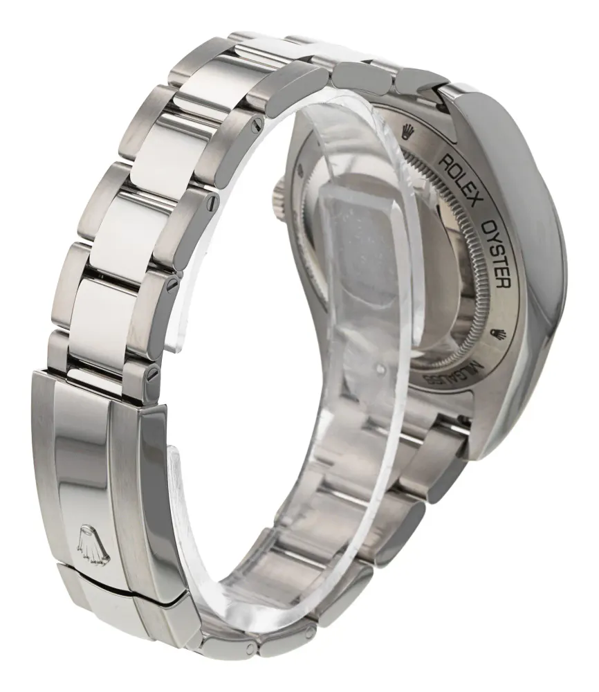 Rolex Milgauss 116400 GV — 2019 — Excellent detail 3