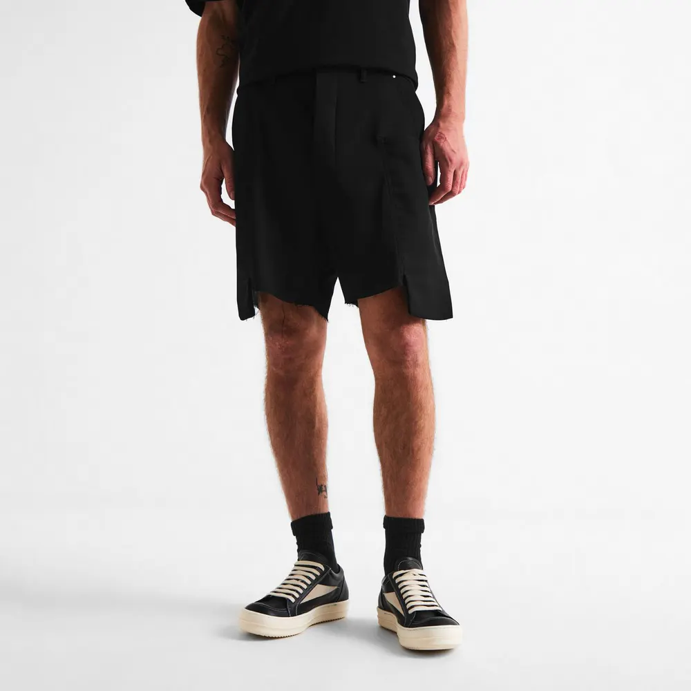 Rick Owens Stefan Cargo Shorts in Black, additional product view 3