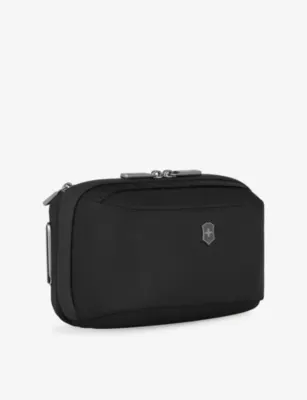 VICTORINOX Werks Traveler 7.0 Woven Toiletry Bag detail 2