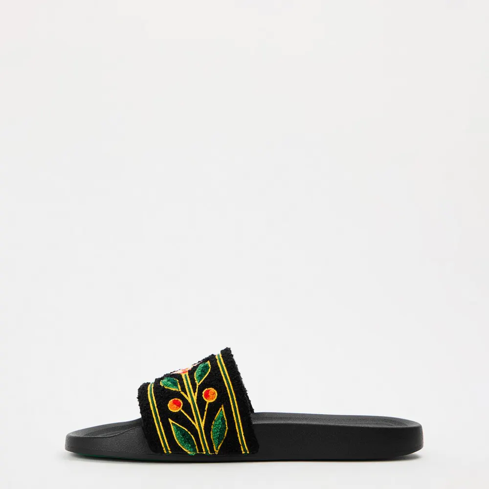 Casablanca Men's Logo Pool Sliders in Black, additional product view 2