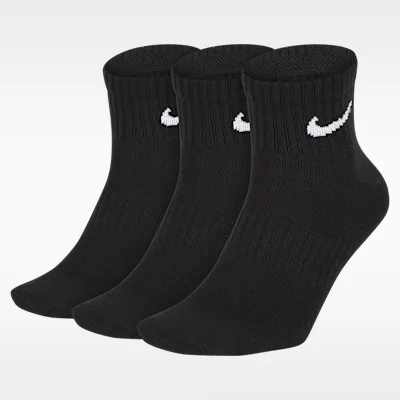 Nike Everyday Lightweight Training Ankle Socks (3 Pairs) - Black/White in Black/White – Nike men's and unisex