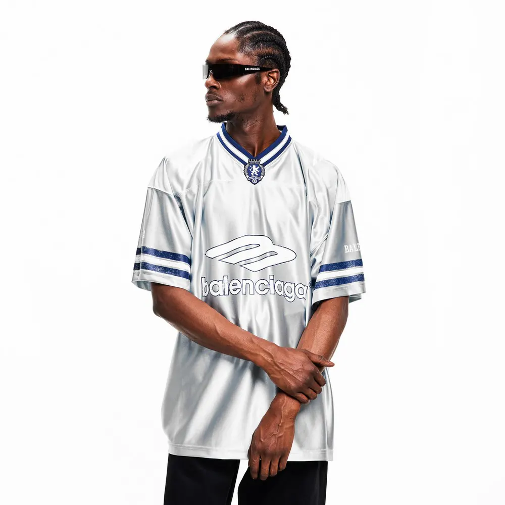 Balenciaga Men's Bal V Neck Oversized T-Shirt detail 3