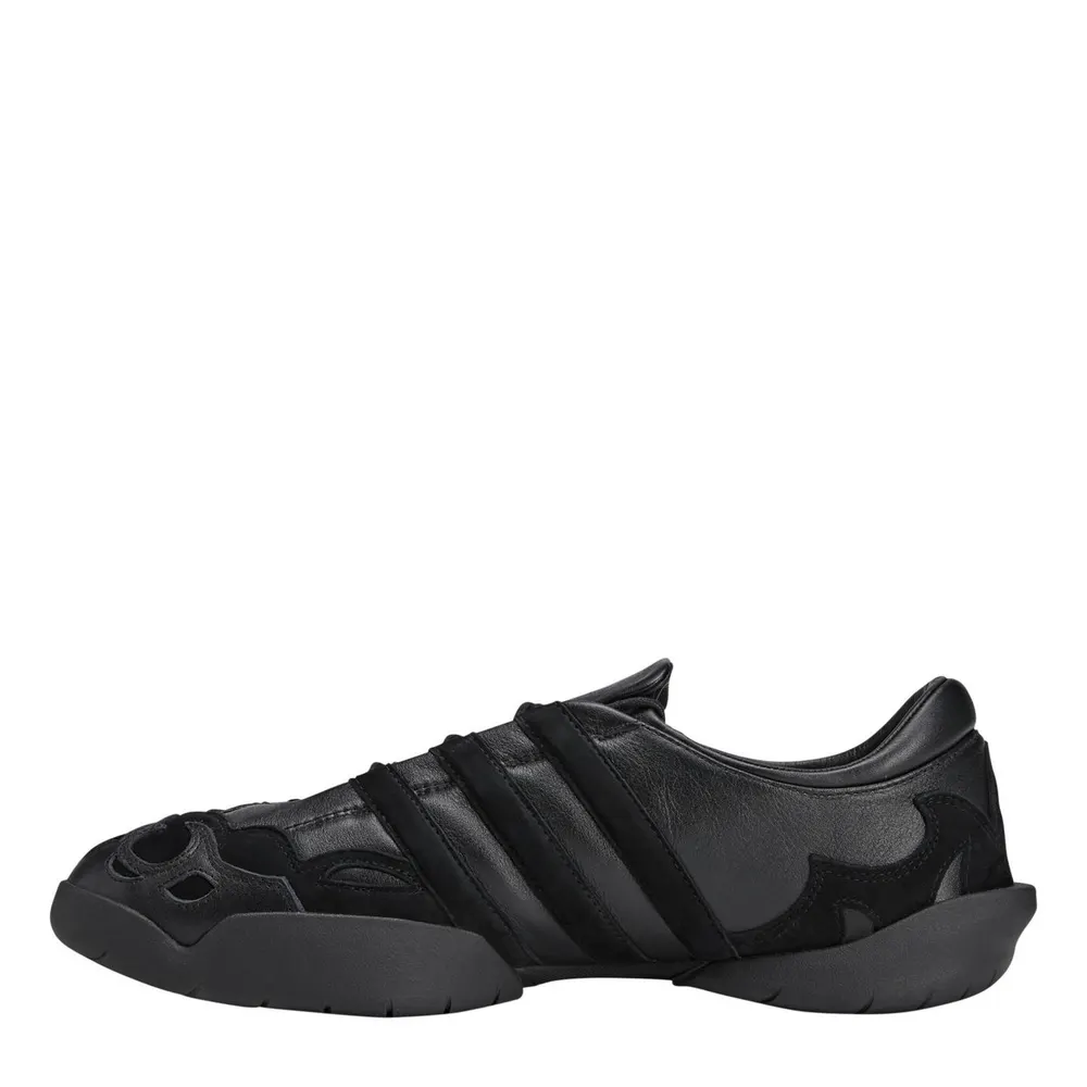 Y3 Men's Regu 2002 Low-Top Trainers in Black, additional product view 2