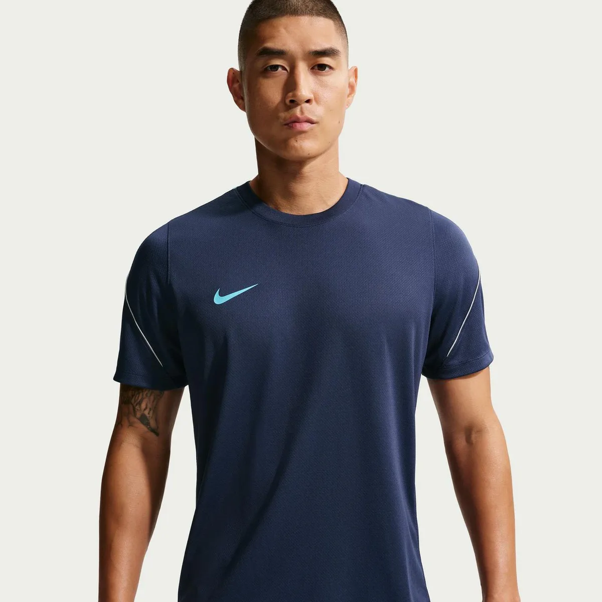For Him Nike Strike Short-Sleeve Football Top Adults in Midnight Navy – Clothing