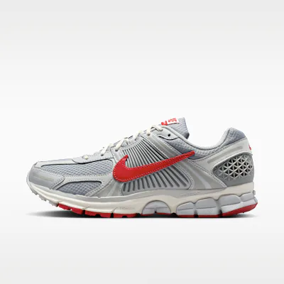 Nike Zoom Vomero 5 SE Men's Shoes - Grey Fog/Particle Grey/Phantom/University Red