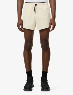 ON Performance Volt Woven Shorts detail 3