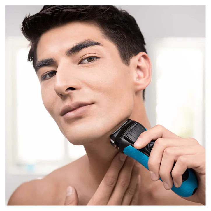 BRAUN Series 3 32B Electric Shaver Head Replacement - Black detail 3