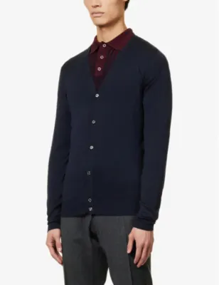 JOHN SMEDLEY Petworth V-neck merino wool cardigan detail 3
