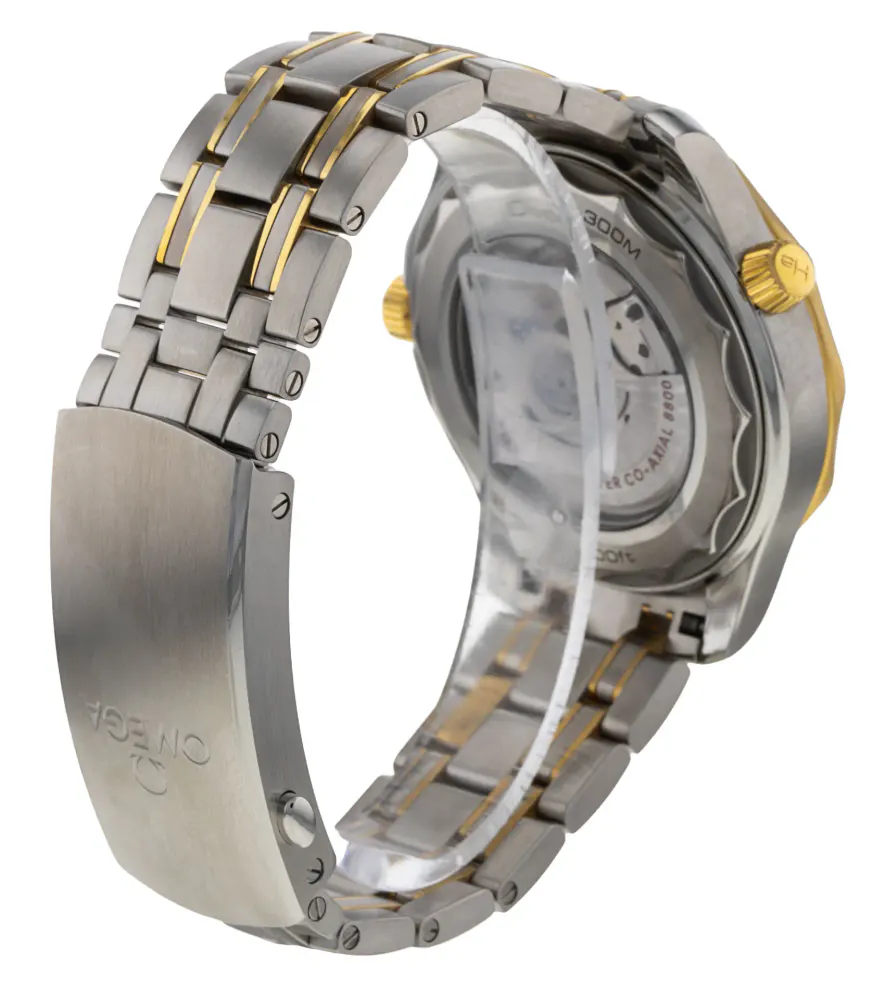 Omega Seamaster Diver 300m 210.20.42.20.03.001 — 2021 — Very good detail 3