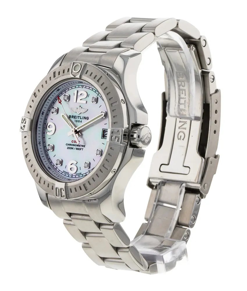 Breitling Colt Quartz A74389 — 2016 — Excellent detail 2