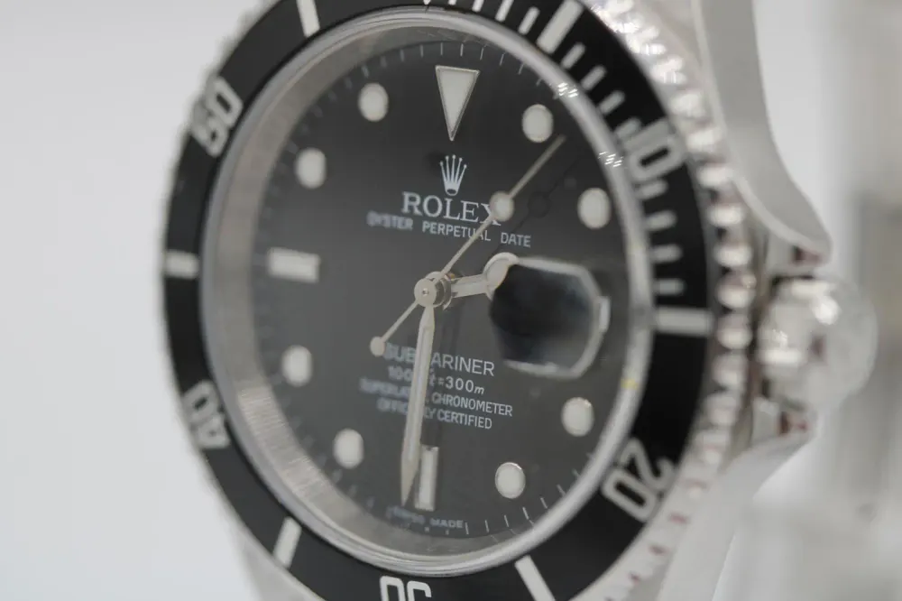 Rolex Submariner 16610 — 2010 — Very good detail 2