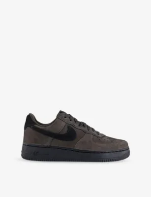 For Him Air Force 1 '07 Suede Trainers - EUR 42 / 8 UK MEN in BLACK TEA BLACK QS – Mens | Trainers | Lace up trainers