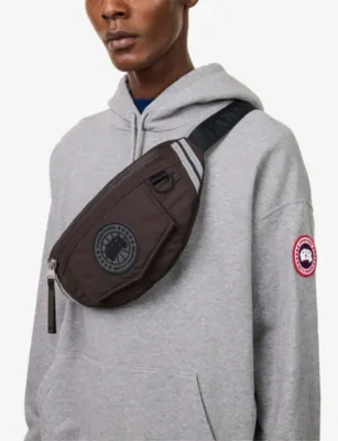 CANADA GOOSE Enduraluxe Logo-Patch Shell Bum Bag detail 2