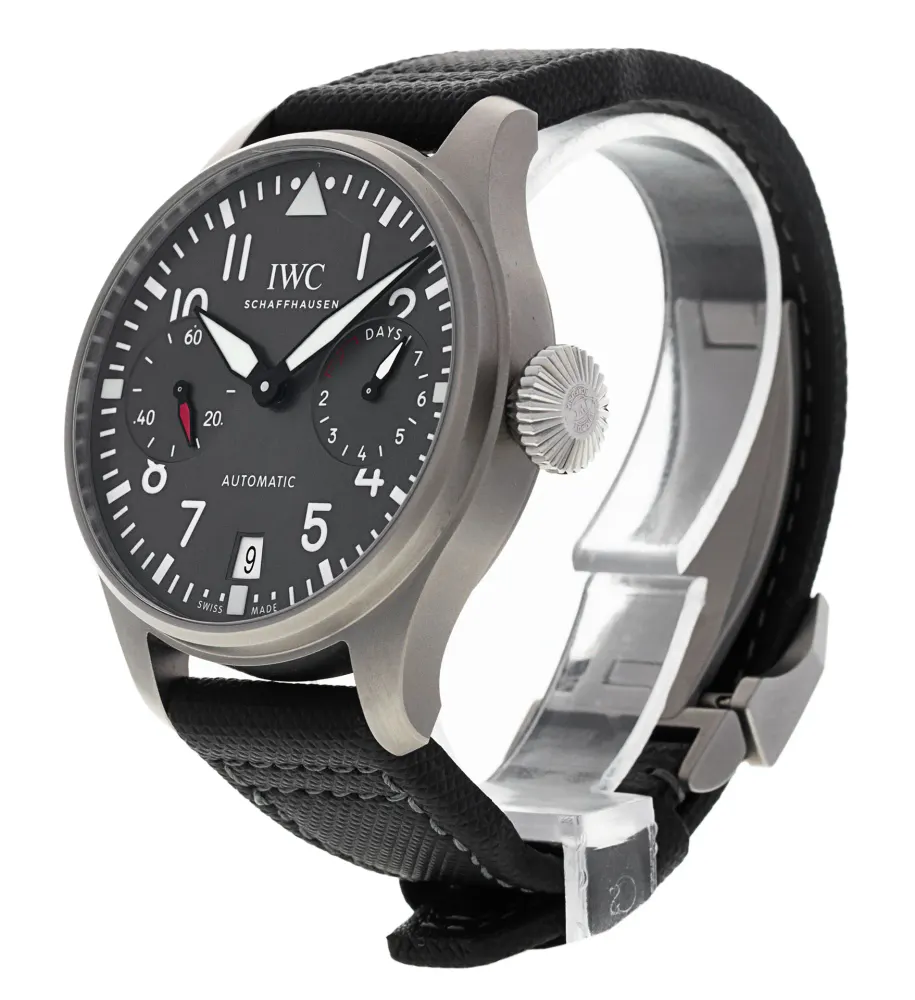 IWC Big Pilot's IW500910 — 2015 — Excellent detail 2