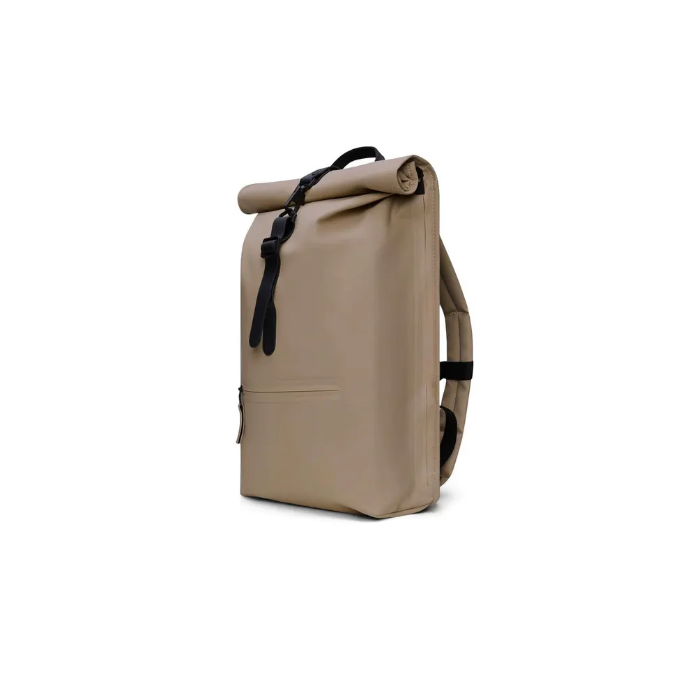Rains Rolltop Rucksack detail 3