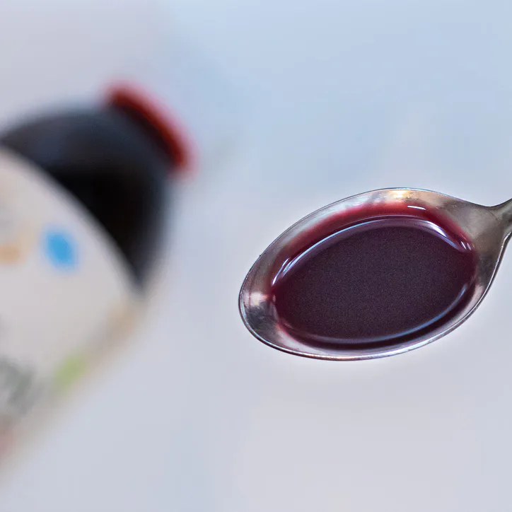 Raw Pot Organic Elderberry and Propolis Syrup detail 2