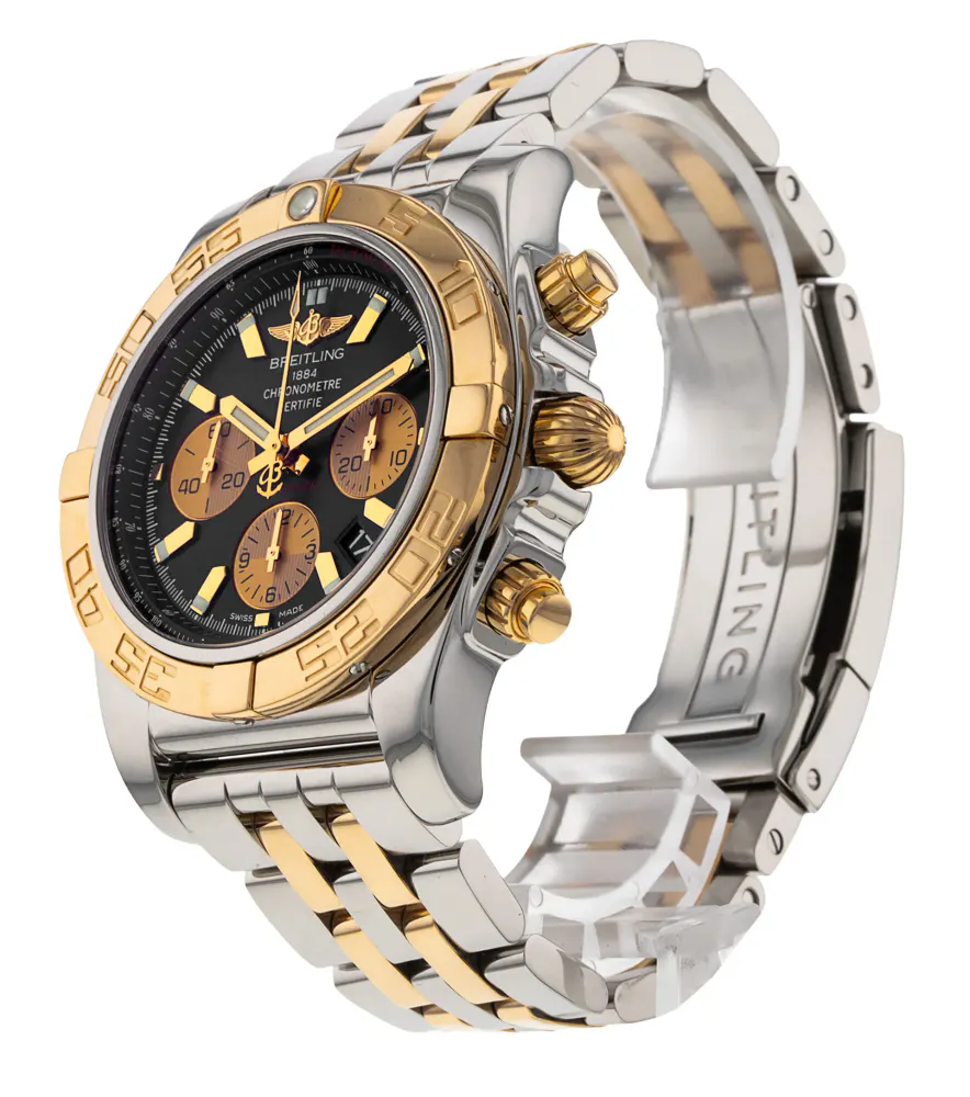 Breitling Chronomat 44 CB0110 — 2022 — Very good detail 2