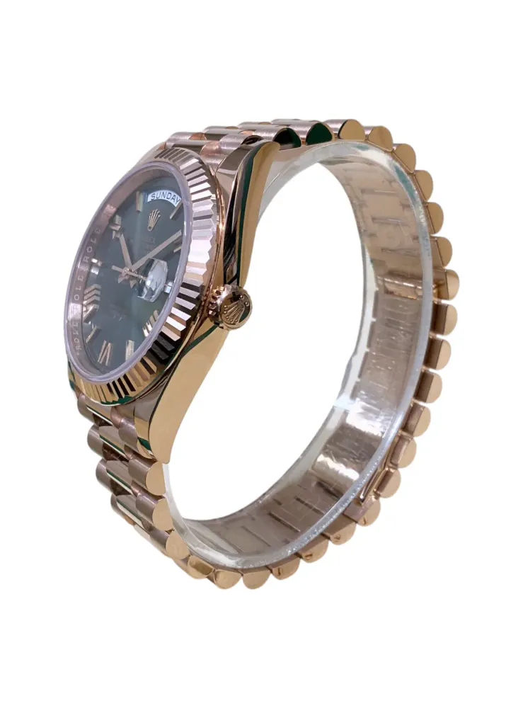 Rolex Day-Date 40 228235 — 2022 — Excellent detail 2