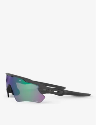 OAKLEY OO9208-44 Radar® EV Path® O Matter™ rectangular-framed sunglasses detail 3