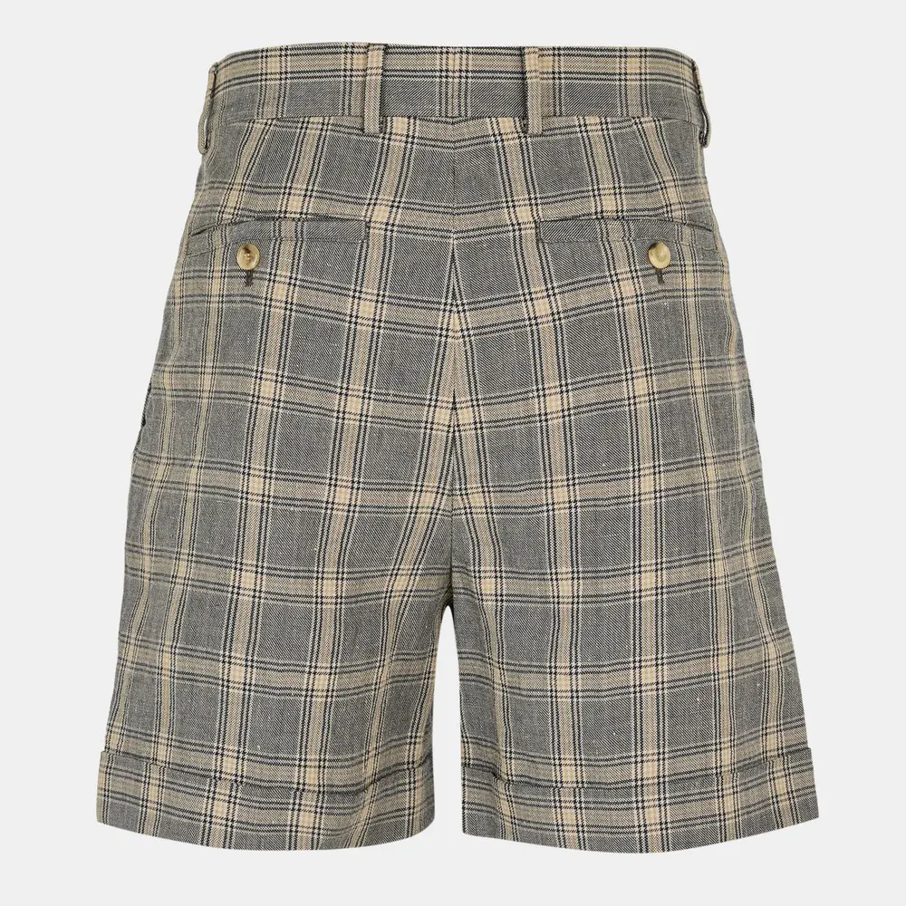 Gucci Men's Wool Tailored Fit Shorts detail 2