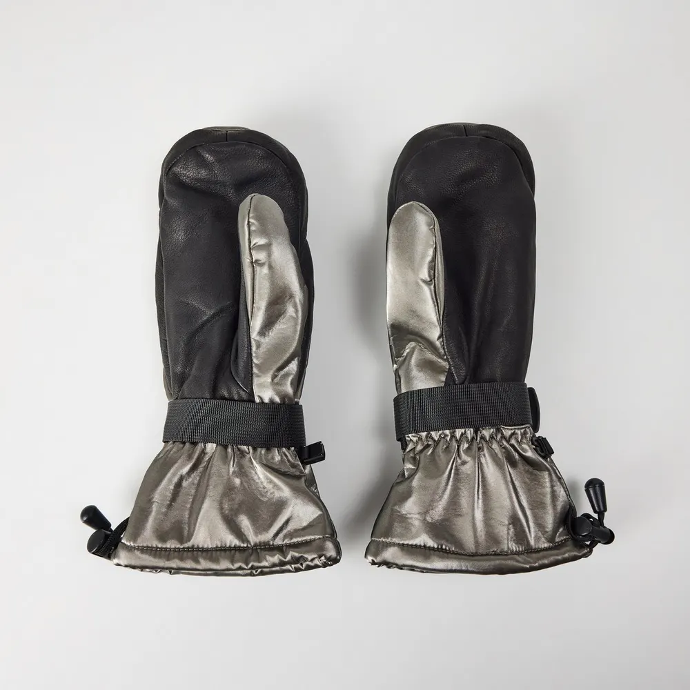 Boss Men's Insulated Waterproof Ergonomic Ski Gloves detail 2