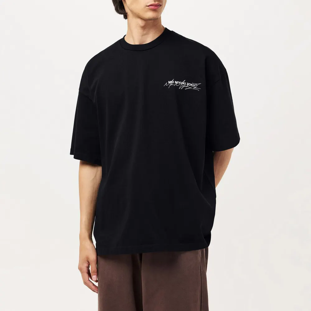 MKI MIYUKI ZOKU Script T-Shirt detail 3