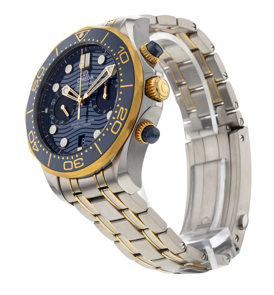 Omega Seamaster Diver 300m 210.20.44.51.03.001 — 2021 — Excellent detail 2
