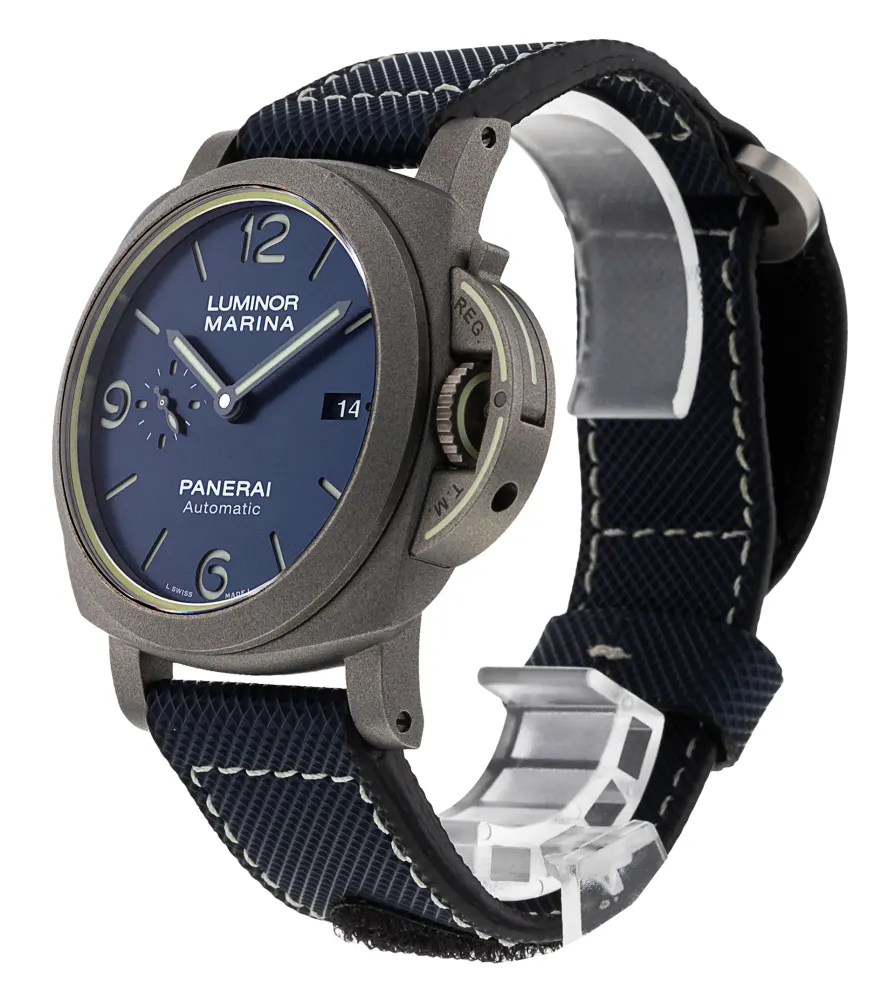 Panerai Luminor Marina PAM01117 — 2020 — Excellent in Blue Quarter Arabic, additional product view 2