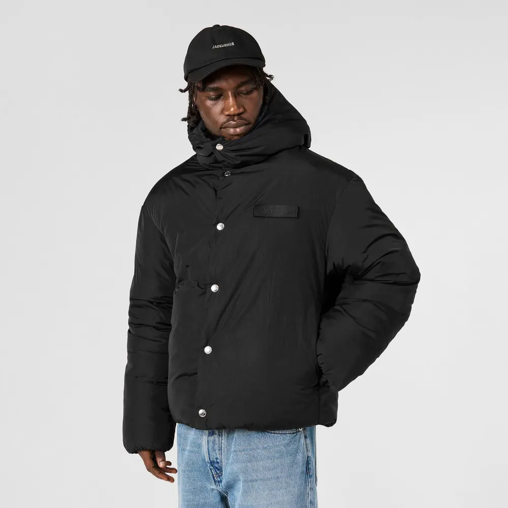 Jacquemus Men's Insulated Medium Puffer Jacket detail 3