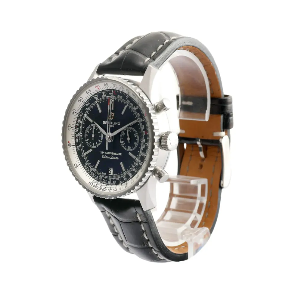 Breitling Navitimer A26322 — 2009 — Good detail 2