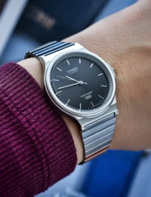CASIO MQ-24DA-1A Stainless-Steel Quartz Watch in SILVER AND BLACK, additional product view 2
