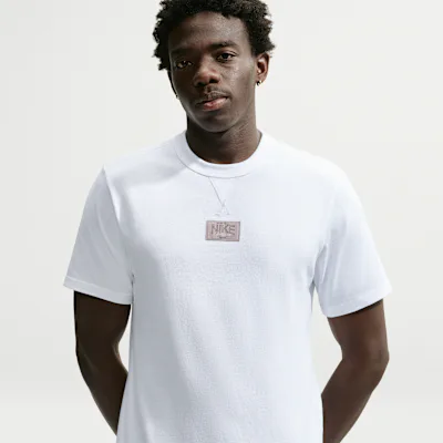 Nike Sportswear Premium Essentials T-Shirt - White