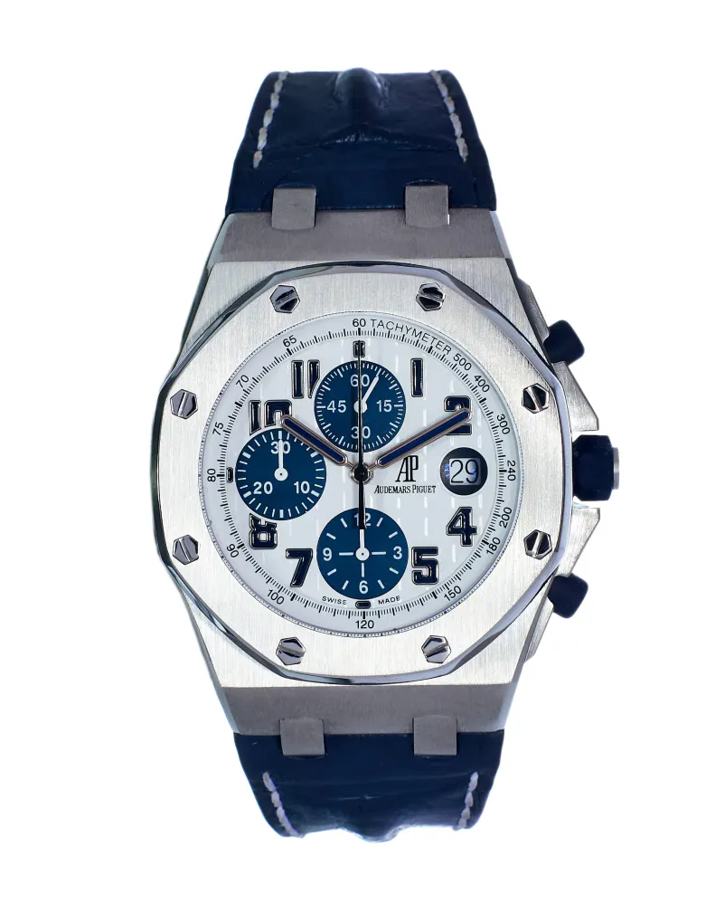 Audemars Piguet Royal Oak Offshore 26170ST.OO.D305CR.01 — 2011 — Very good in White Arabic – Pre-owned watches