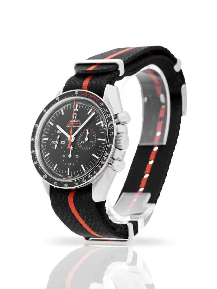 Omega Speedmaster Ultraman 311.12.42.30.01.001 — 2018 — Very good detail 2