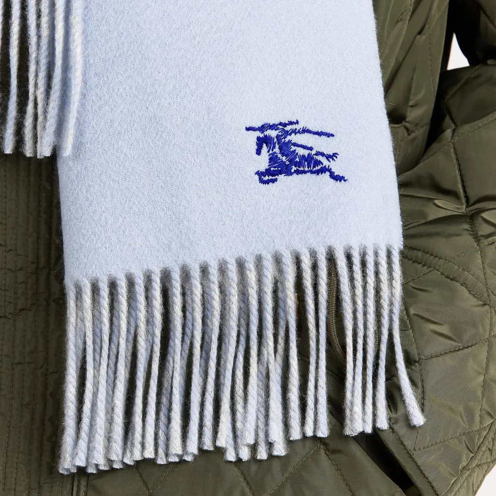 Burberry Knight Solid Knitted Scarf detail 2