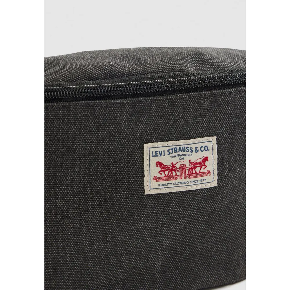 Levis Duboce Sling Bag detail 3